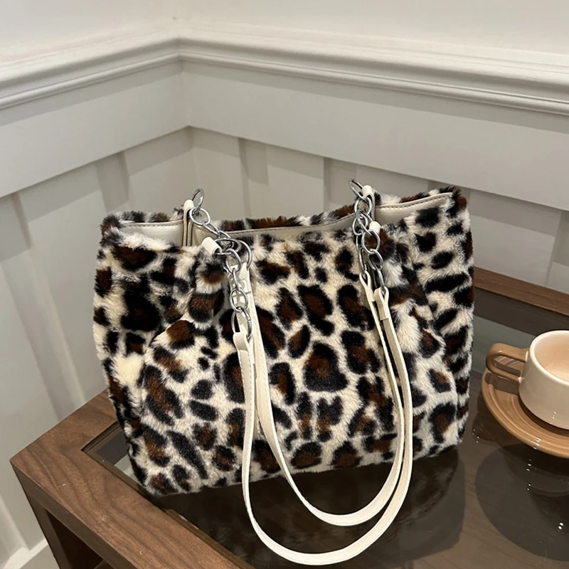 New Leopard Print Fur Bags Women Fashion Portable Faux Fur Handbags Winter Soft Warm Bag Girls Fluffy Large Capacity Tote Purse