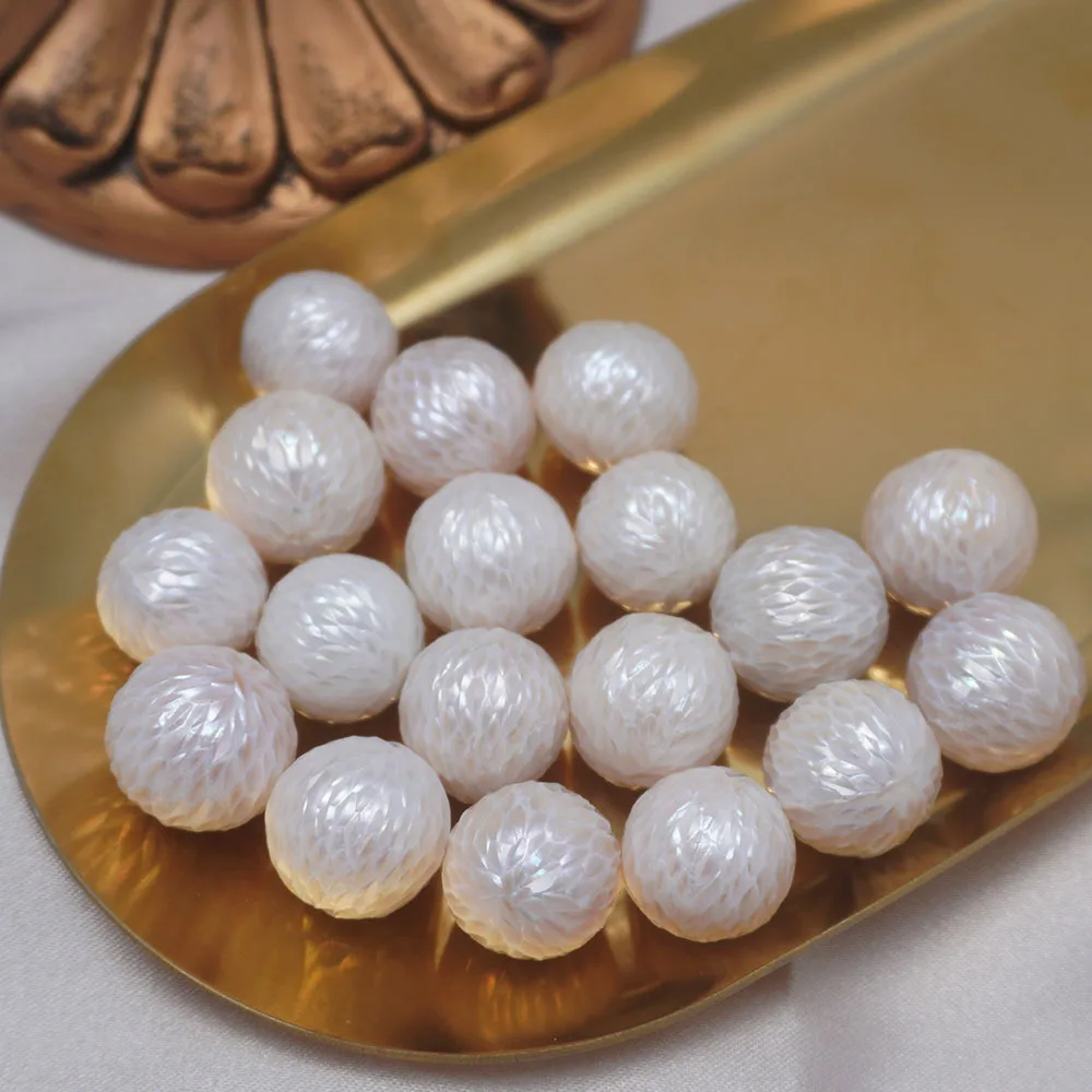 Wholesale price AAA grade natural pearls 14-15mm - nucleated - South  Sea semi perforated pearls/1 piece