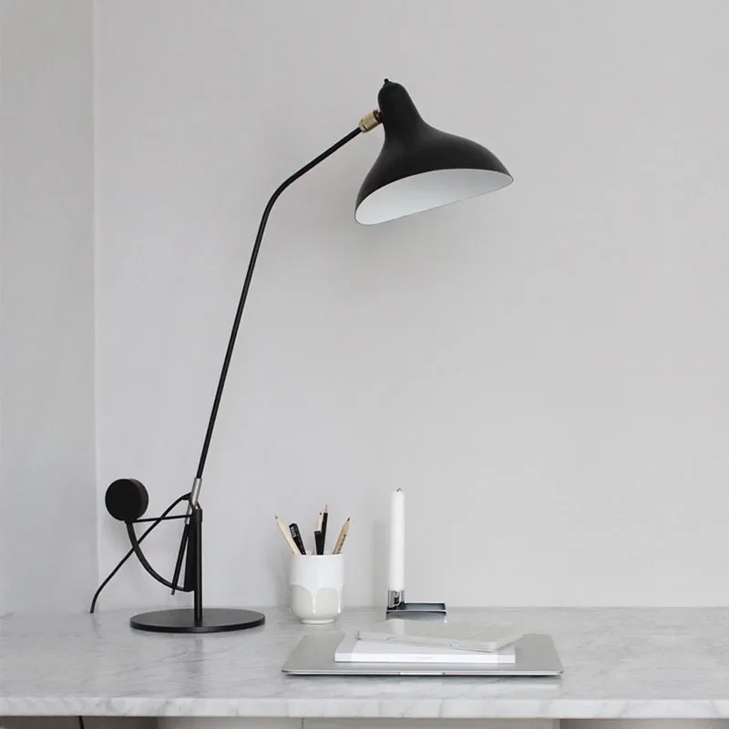 Nordic Retro Industrial Style Long Arm Reading Desk Lamp Designer Creative Office Modern Bedroom Study Table Light Floor Lamp