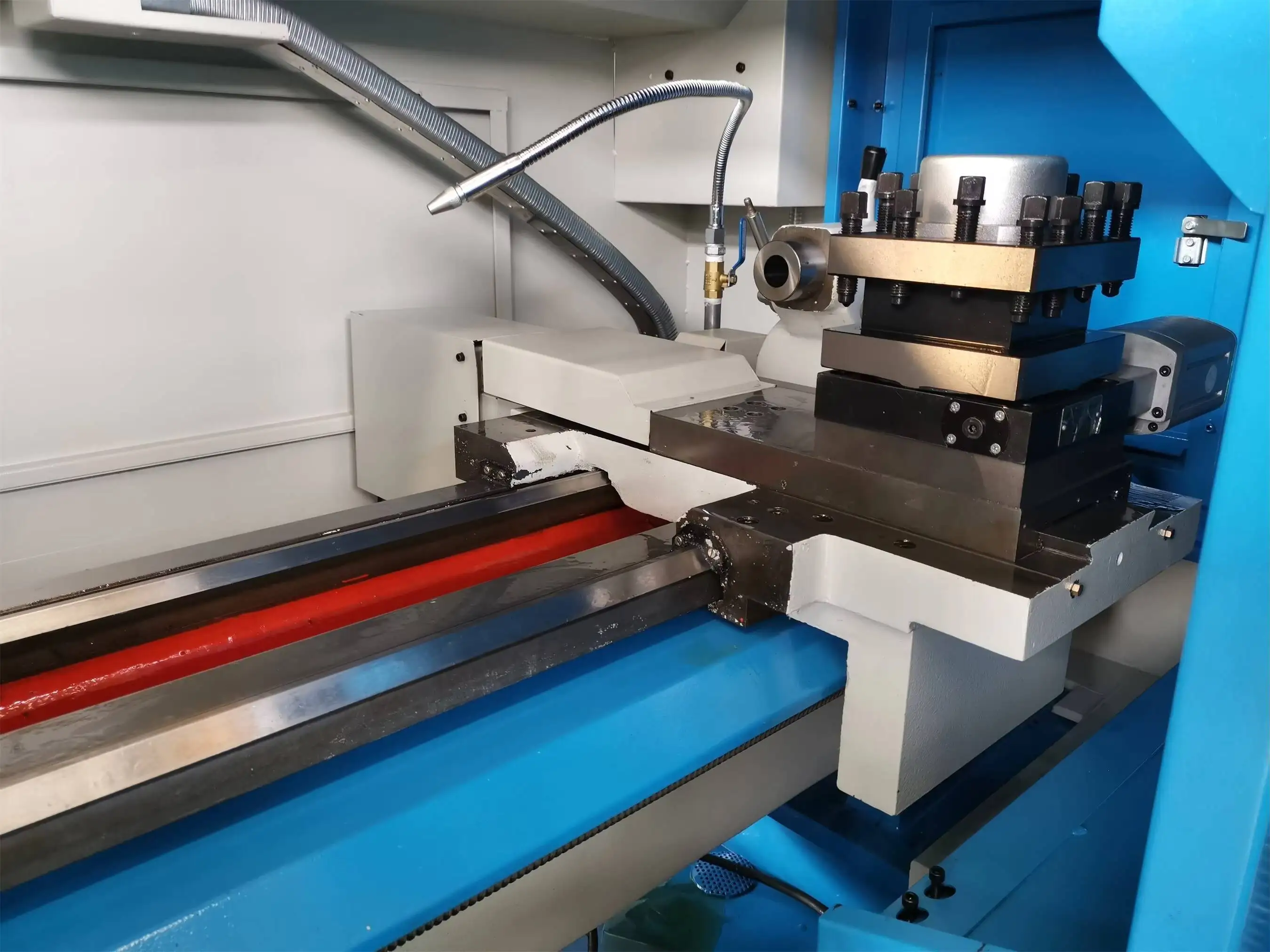 FANUC Ck6136 Ck6140 Ck6150 중형 자동 수평 평상형 CNC 선반 단일 스핀들 GSK 제어 경쟁력 있는 가격