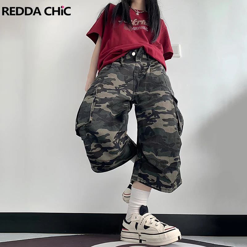 

ReddaChic Women Camo Baggy Jean Shorts Summer Multi-pocket Low Waist Loose Fit Cargo Bermuda Pants Vintage Lounge Streetwear