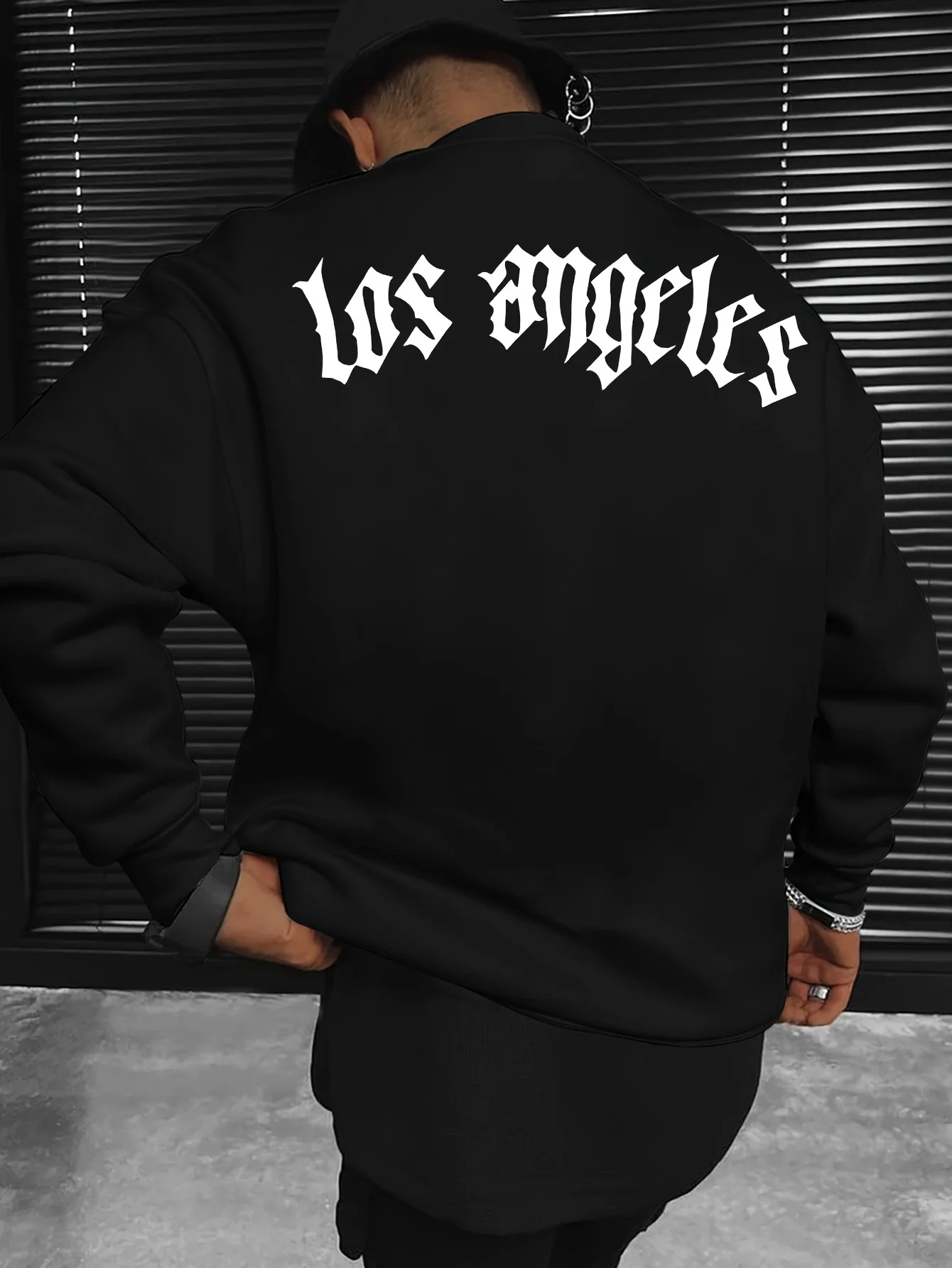 Men's autumn and winter fashionable casual loose Los Angeles letter print fleece pullover long sleeved round neck sweatshirt