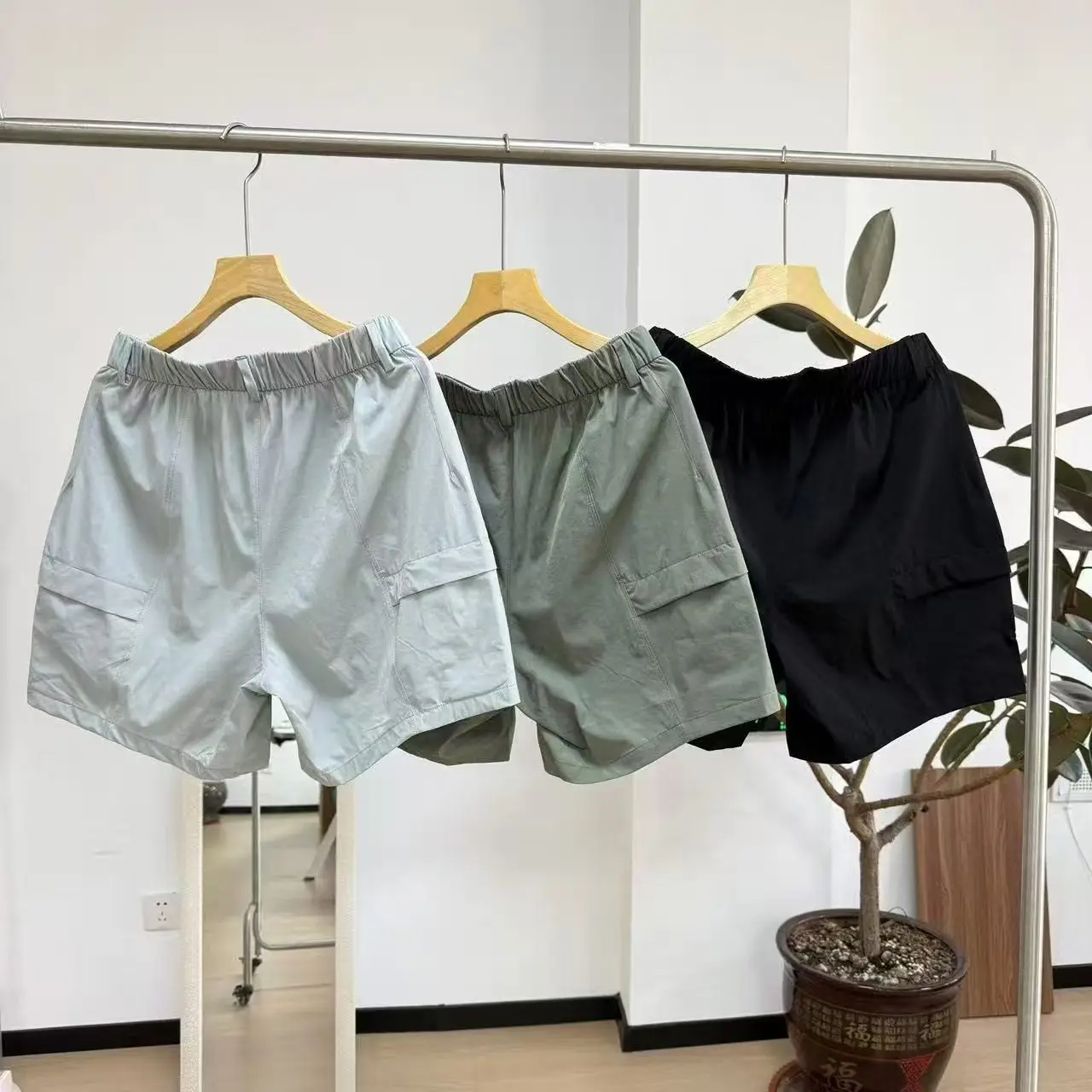 Women's Quick Dry Wear-Resistant Summer Thin Short Pants Multi-Pocket Straight Leg Natural Waist Polyester Fiber Ladies Trousers