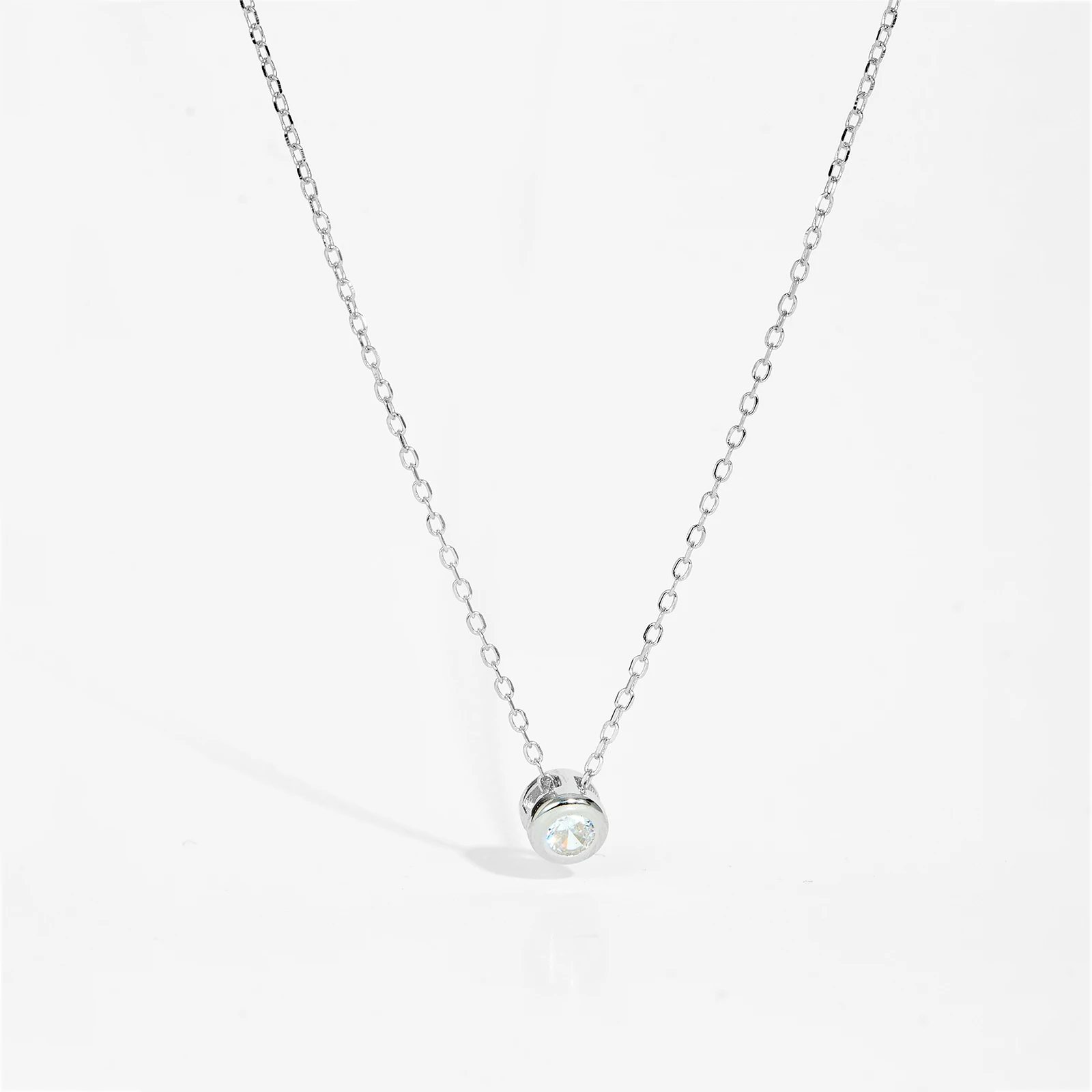 VEWANT 925 Sterling Silver Round Clear Green Zircon Simple Classical Long Chain Necklace 2025 New Fine Jewelry Birthday Gift