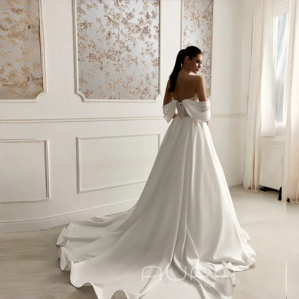 Customized A-Line Crepe Wedding Dresses Strapless Off The Shoulders Sleeveless Appliques Lace Up Backless Train Bridal Gowns