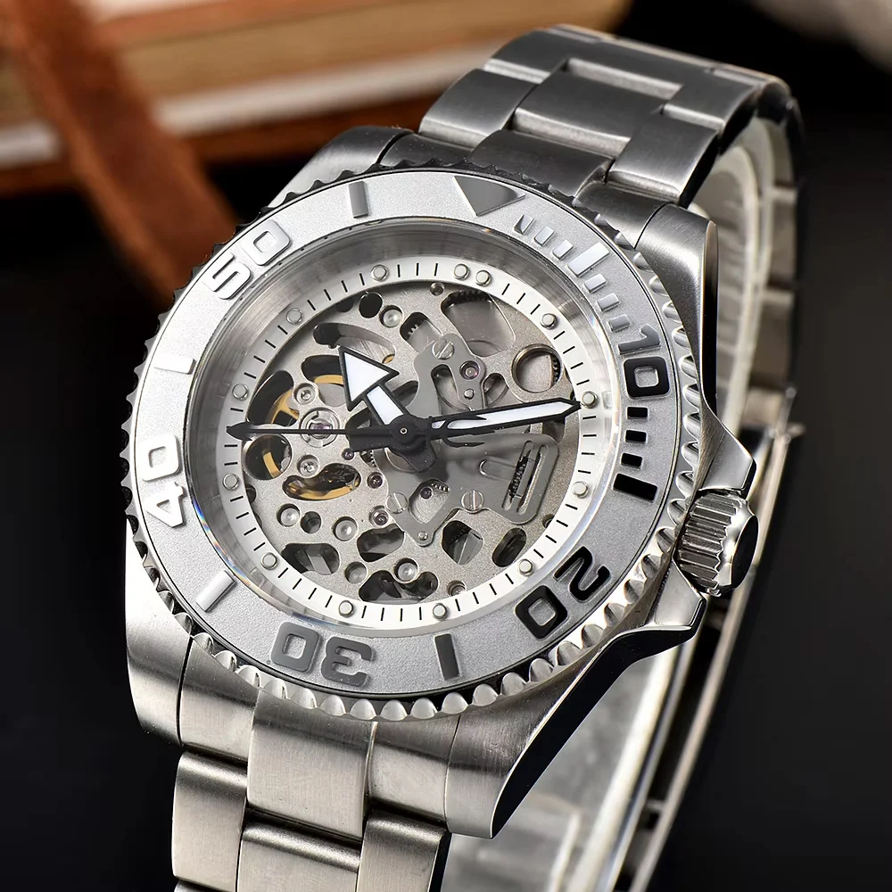 40.5 مللي متر الهيكل العظمي المجوف GMT ساعة رجالي ساعات المعصم الفاخرة التلقائي الميكانيكية مقاوم للماء الياقوت NH70 حركة
