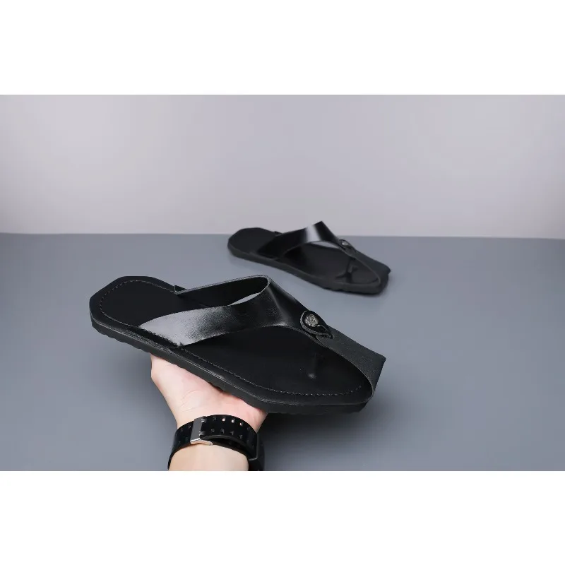 

Мужские летние шлепанцы 2026: Уличные пляжные мягкие удобные сандалии-слайды высокого качества с нескользящей подошвой для путешествий