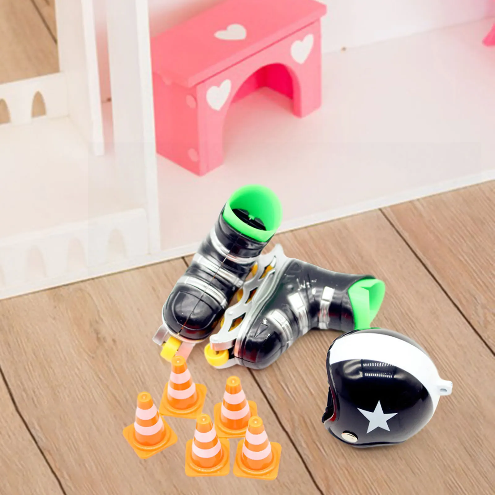 Dollhouse Skates Set Lightweight Mini House Scene Furniture Dollhouse Helmet Roadblock Set for Doll Accessories Doll House Decor