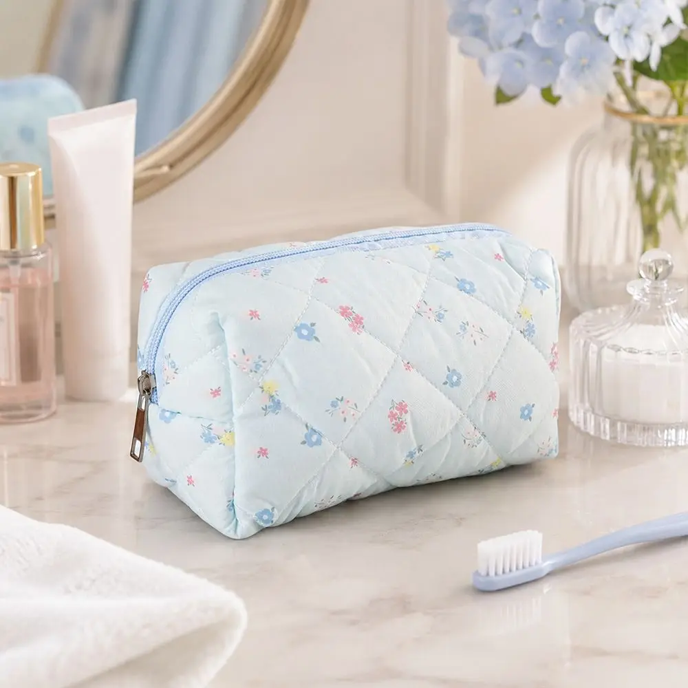 Durable Soft Cotton Makeup Bag Quilted Floral Print Large Capacity Cosmetic Pouch Toiletry Bag Home & Travel