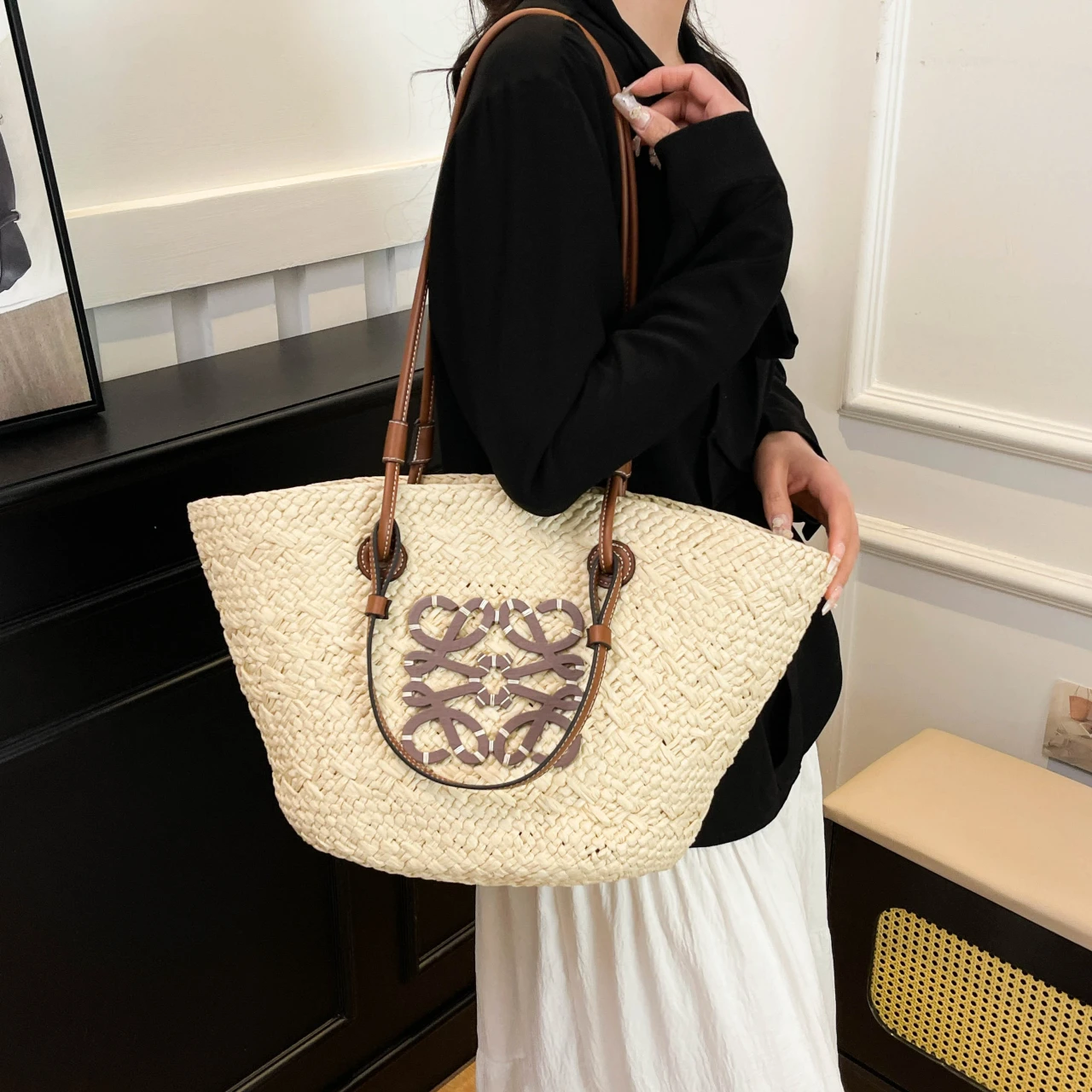 

Роскошная сумка для подгузников изысканного исполнения с тщательной проработкой деталей и высококачественной текстурой для долговечной красоты