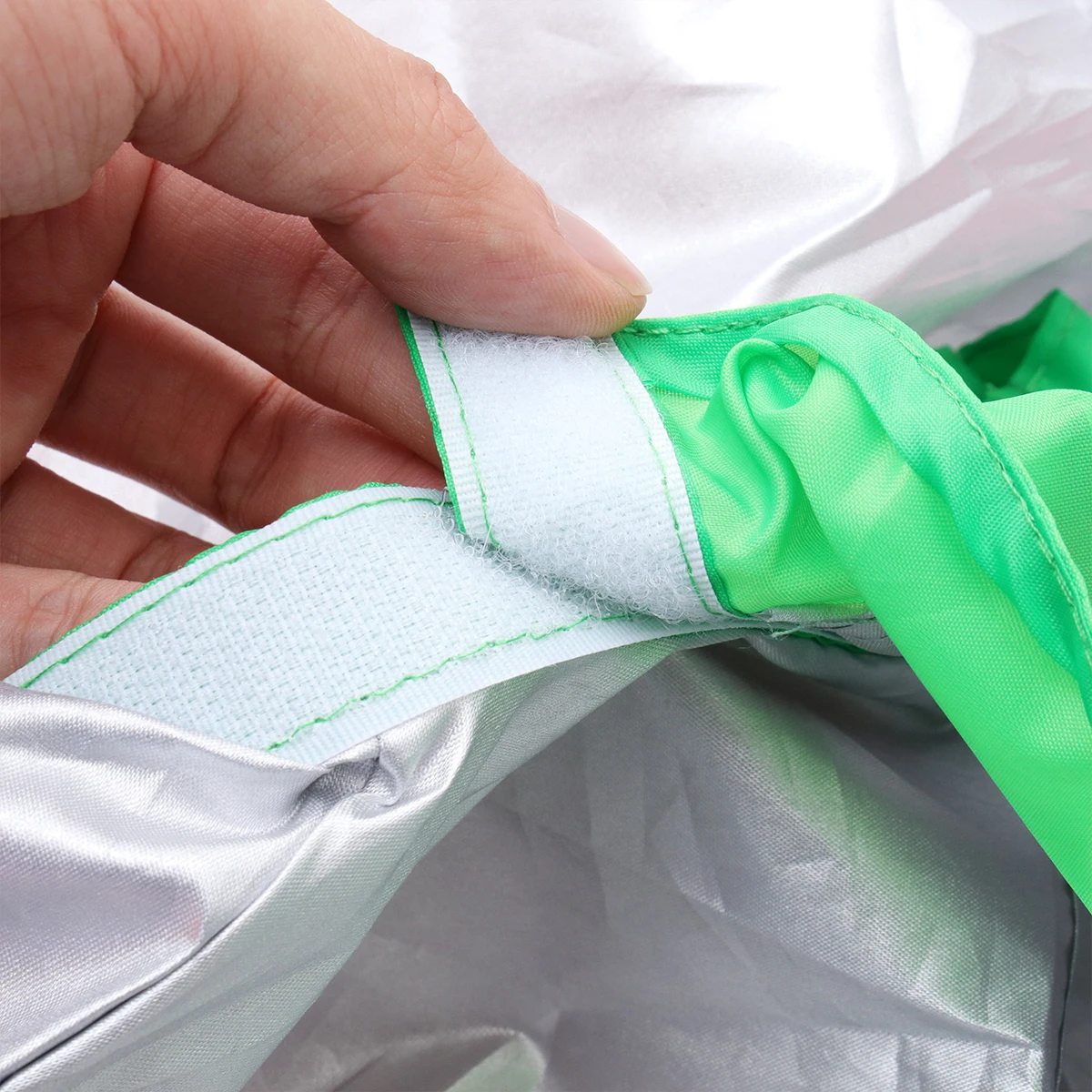 

Waterproof Haircut Bib Hairdressing Cloth Lightweight Durable Adjustable Design Quick Dry Salon Home Use Oil Treatment Cape Hair
