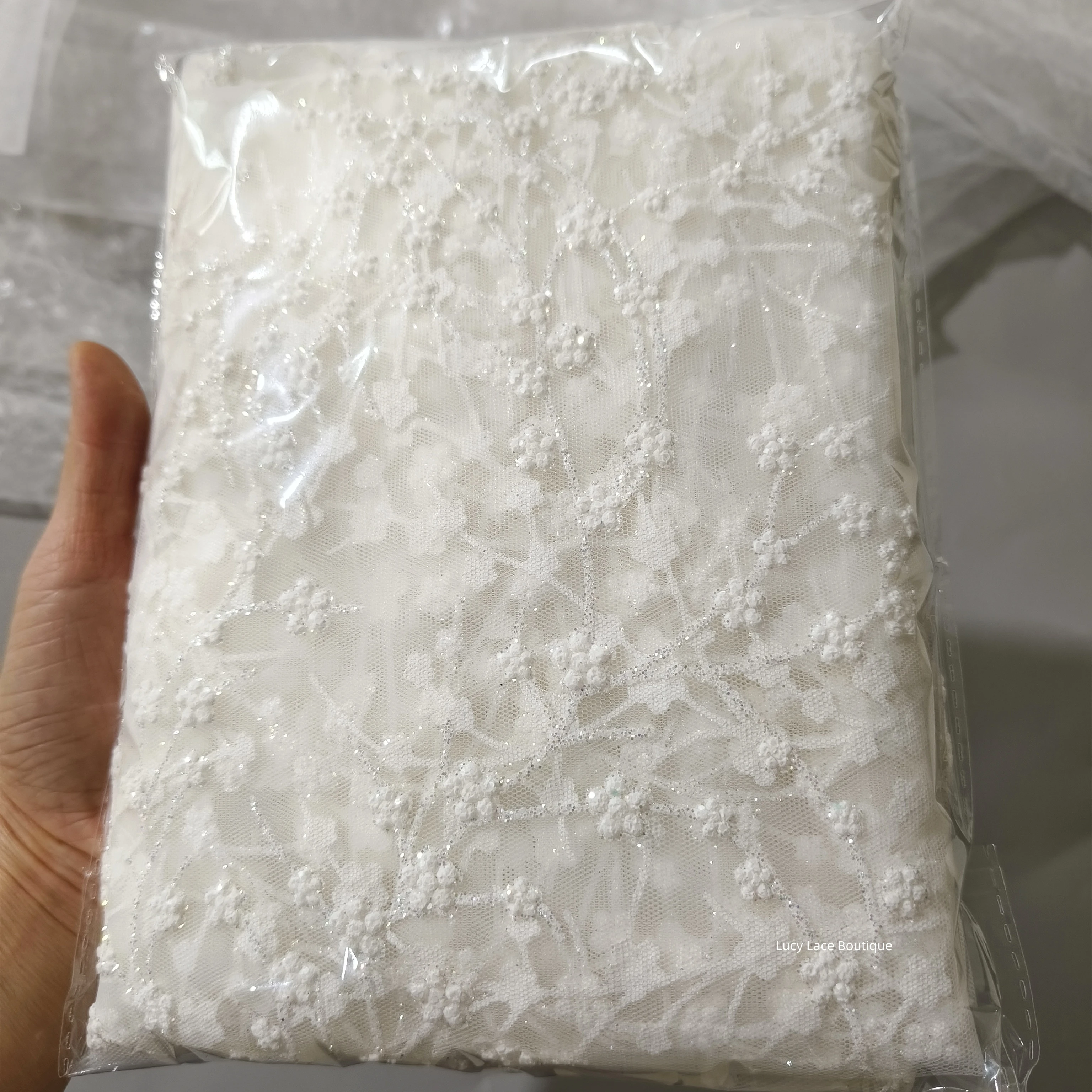 Allover Small Flowers Glitters Lace Fabric Off White Wedding Dress Veils Lace Material 1M 2021 Latest Design