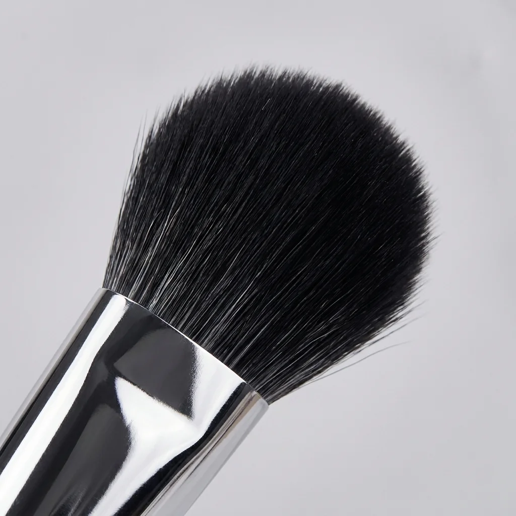 1Pcs Peach Heart Blusher Brush Small Flat Precise Design Powder Cream Liquid Blush Makeup Tool
