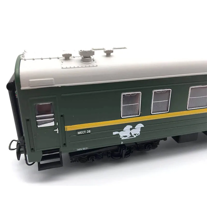 HERIS Train Model HO 1/87 17062 Ulaanbaatar-Beijing International Train 5-section Set