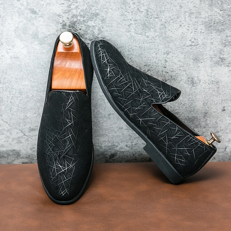 Men New Bean Shoes with Pointed Toe and Lightweight Lefu Shoes Business Office Leather Shoes Black Sizes 38-46 Men Shoes