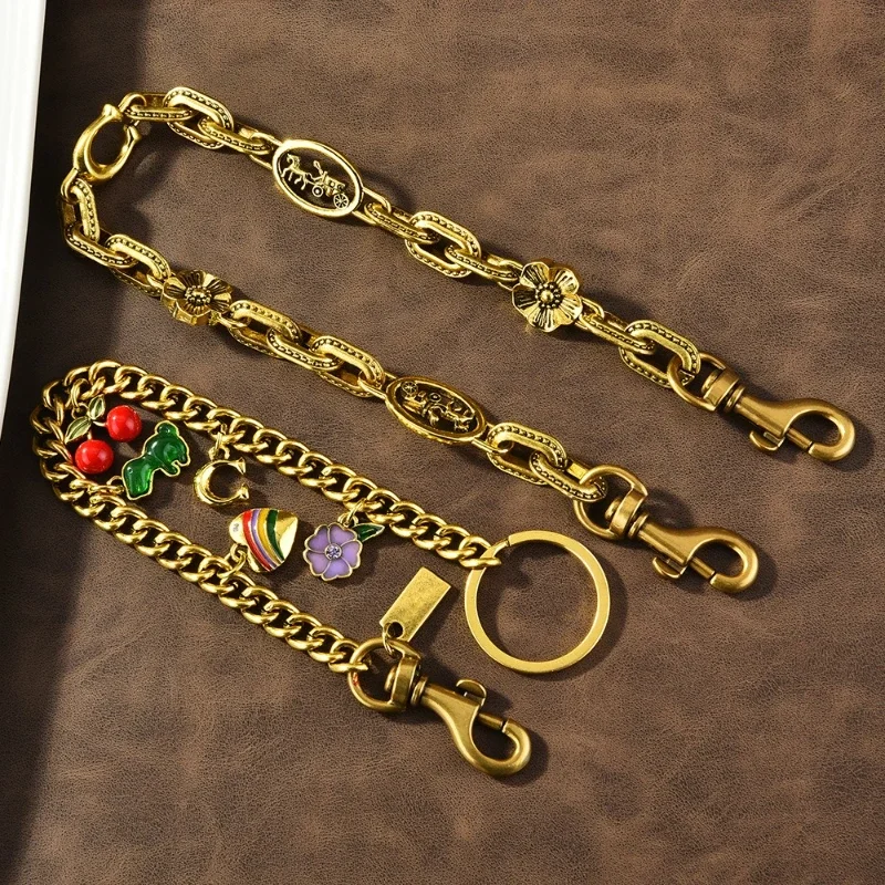 Nuevo llavero de cereza brillante, colgante para bolso, llavero colorido de moda para coche, llavero de flores de Metal, regalos exquisitos, recuerdos