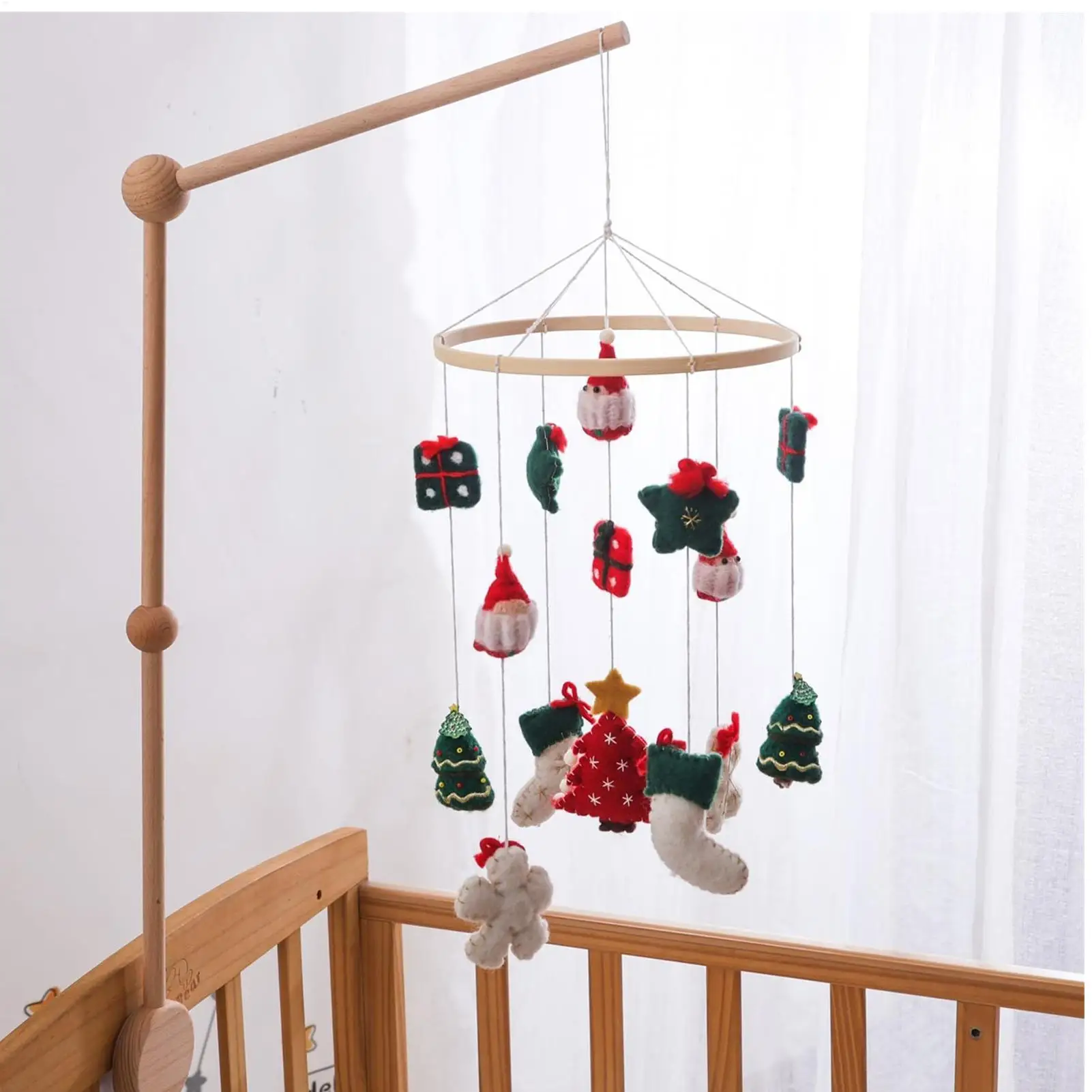 mobile-natalizio-per-culla-con-decorazioni-a-tema-natalizio-albero-di-natale-babbo-natale-calza-di-natale-e-giocattoli-mobile-artigianale-per-cameretta-ideale-per-bambini-ragazzi-e-ragazze-per-la-cameretta-dei-bambini-la-casa-o-la-camera-da-letto
