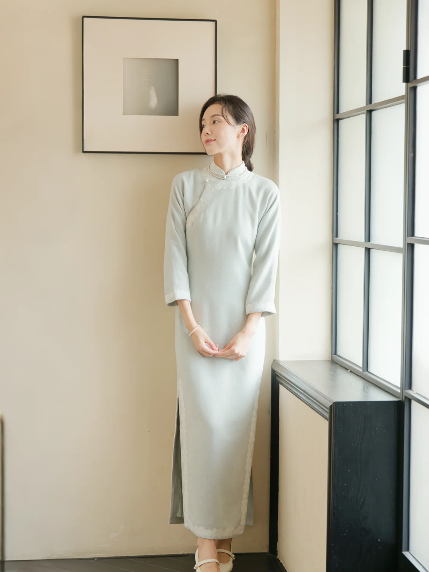 

Новая осенне-зимняя куртка-бомбер средней длины с боковой молнией, кружевной отделкой, в стиле ретро, однотонная, для повседневной носки