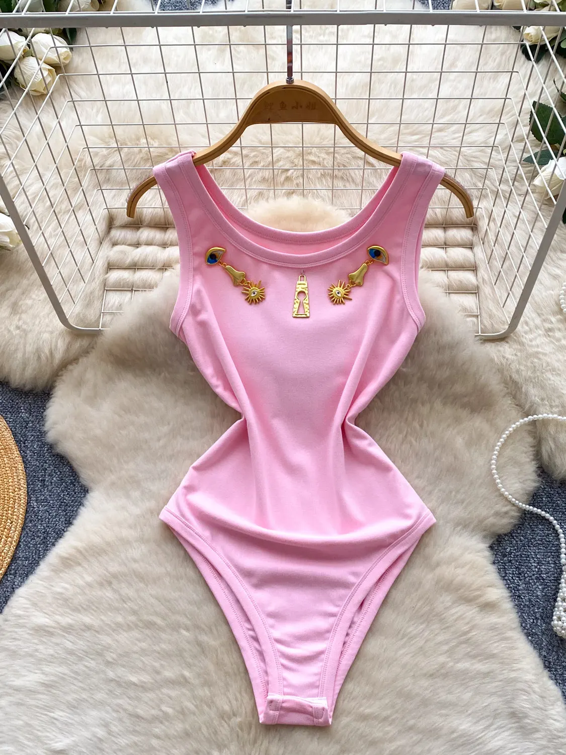 Women's Red Off-Shoulder Bodysuit One-piece Cami Sleeveless Jumpsuit Sexy Romper Vintage Elegant Bodysuit for Women Summer 2026