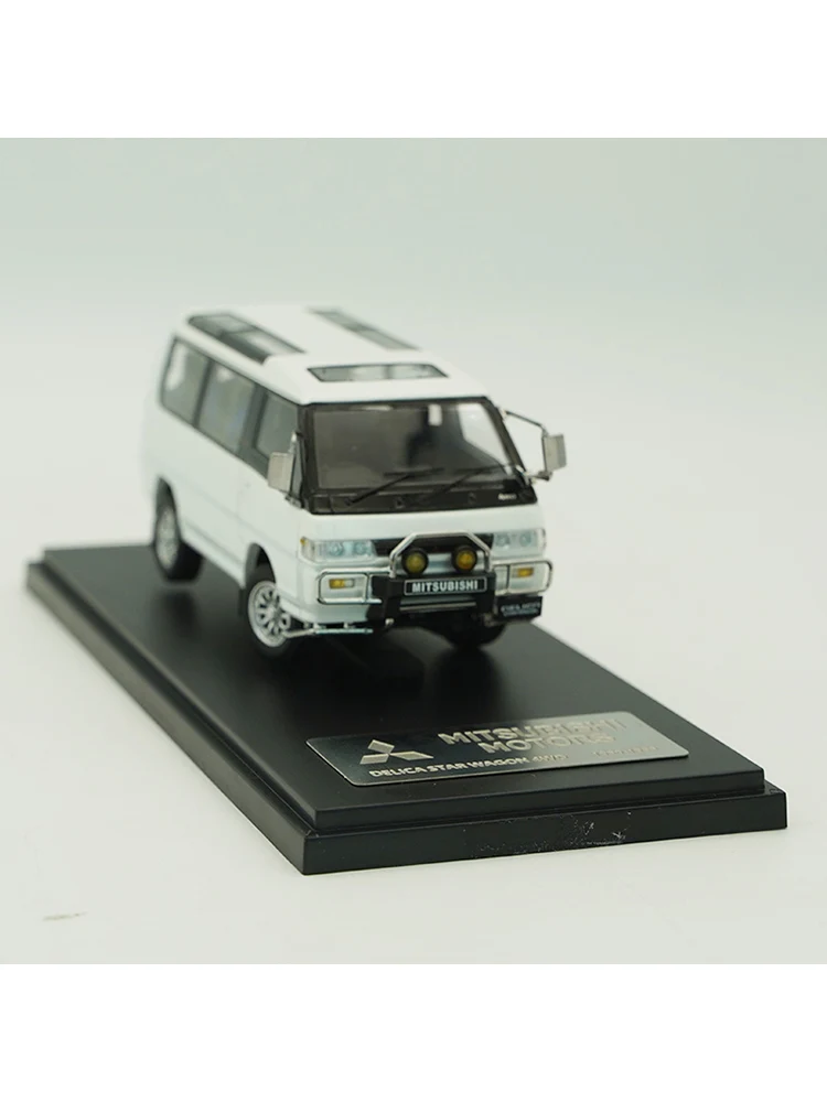 1:43 Mitsubishi Delica 4x4 4wd 4 Wd 1990-1999 Mc & Sunyork Diecast