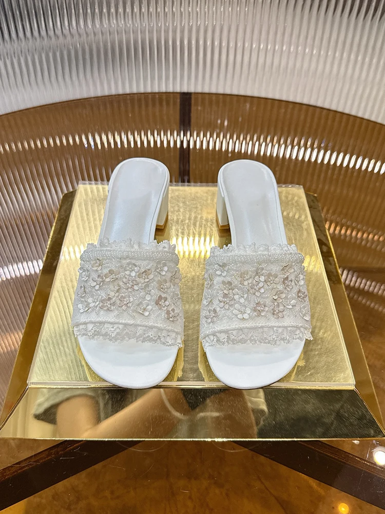 

Spenneooy Spring Summer Beautiful Flower lace Series Round head Thick heels Design Woman Elegance white Genuine leather Sandals