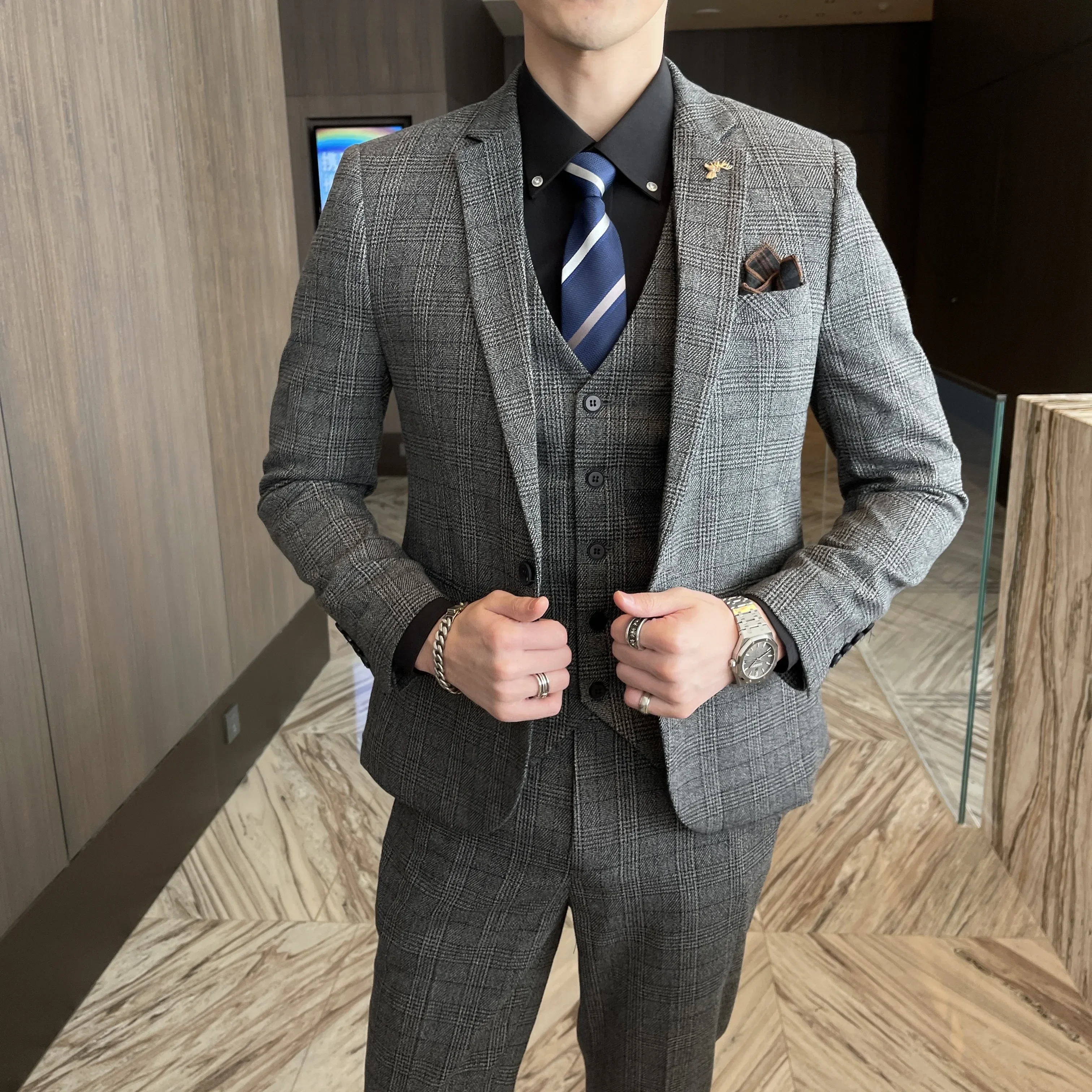 

Stylish Business Casual Suit Vest And Trousers Set British Korean Style High Quality Modified Plaid Three-Piece Suit for Men -