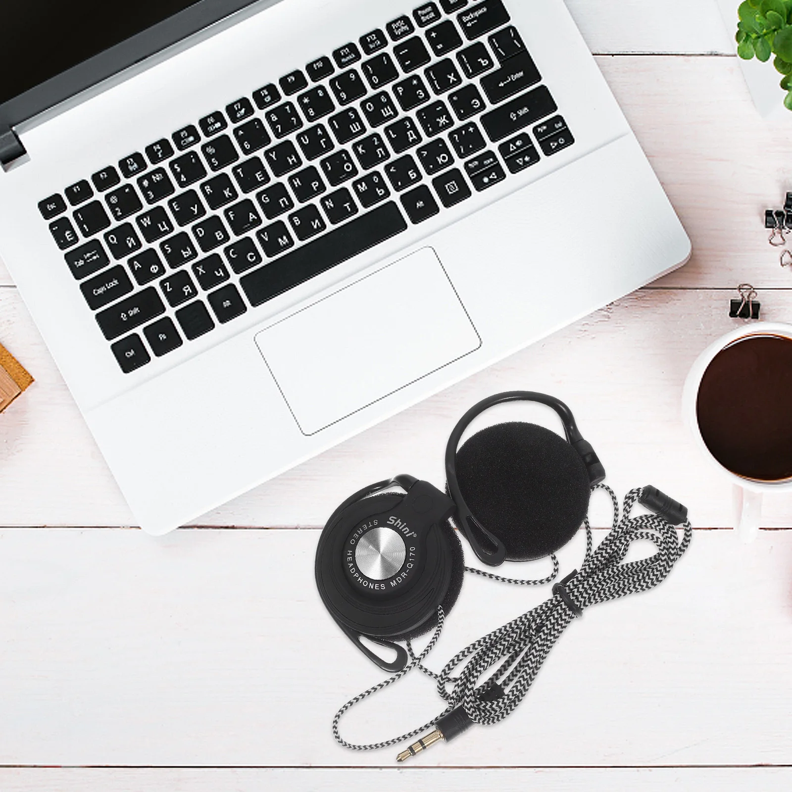 

Earhook Earphones: Wired Clip On Ear Headset With 3.5Mm Plug For In-Ear Sound Isolation Comfort Fit Ear Buds Compatible