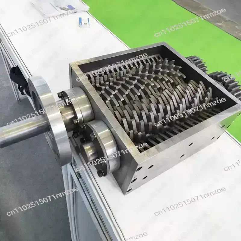Small Shredder Single and Double Shaft Large Crusher, Household Plastic Metal Garbage Shredder Chassis Blade