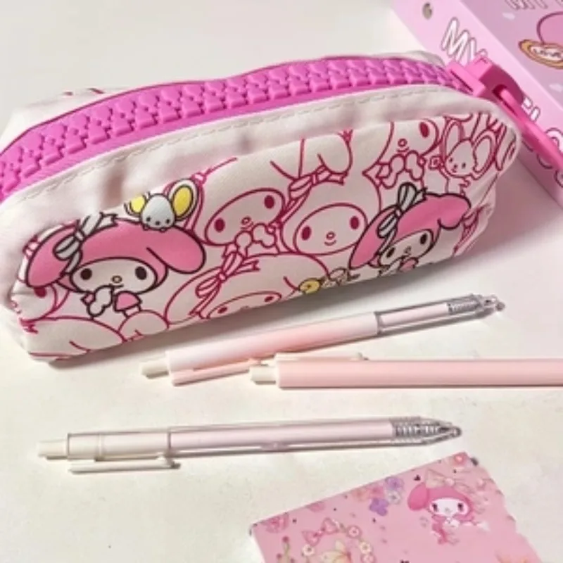 Sanrio Melody pencil case, cute cartoon design, large zipper, large capacity pencil stationery box storage bag