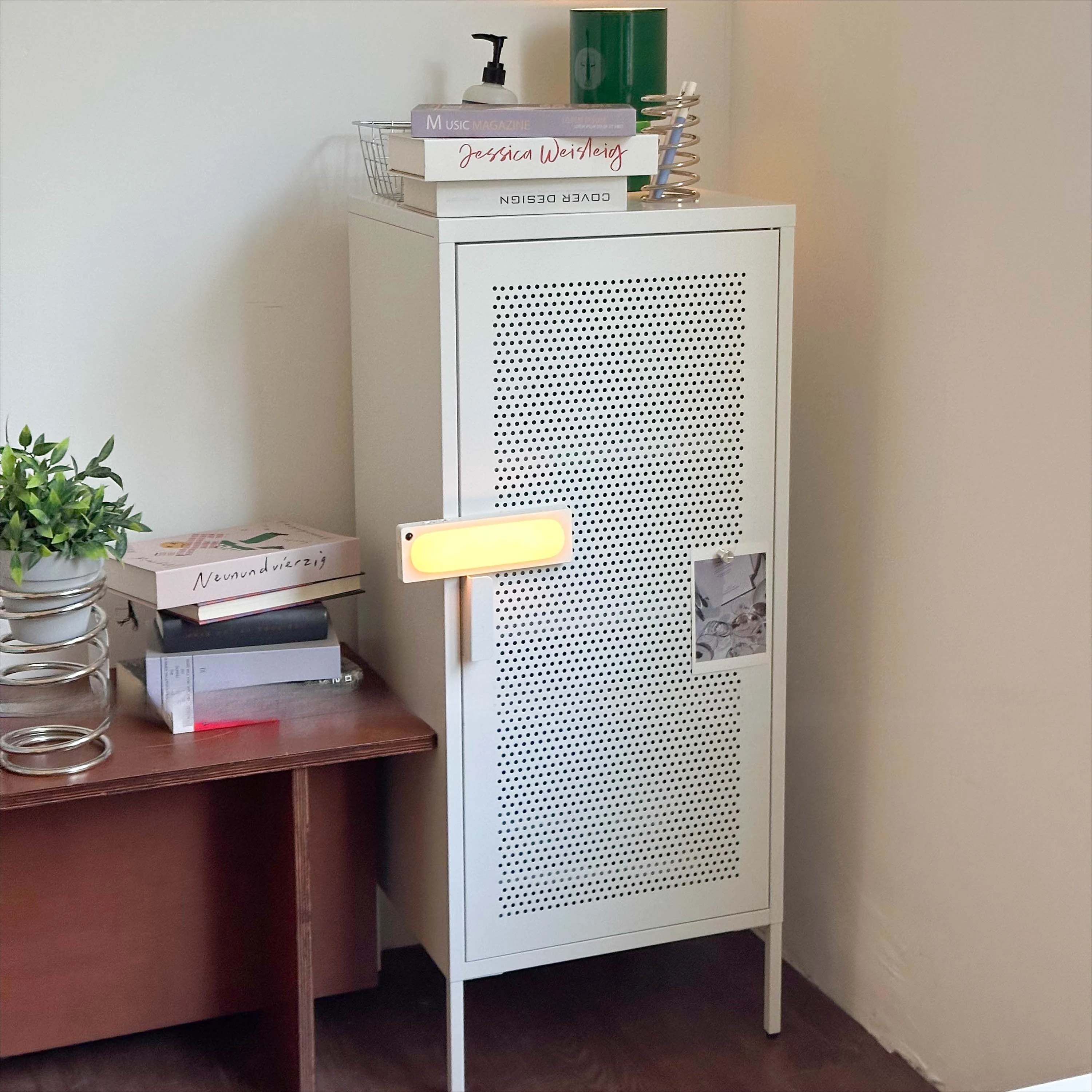 Home Furnishing Antique Iron Sheet Storage Steel Side Cabinet Single Door Cabinet