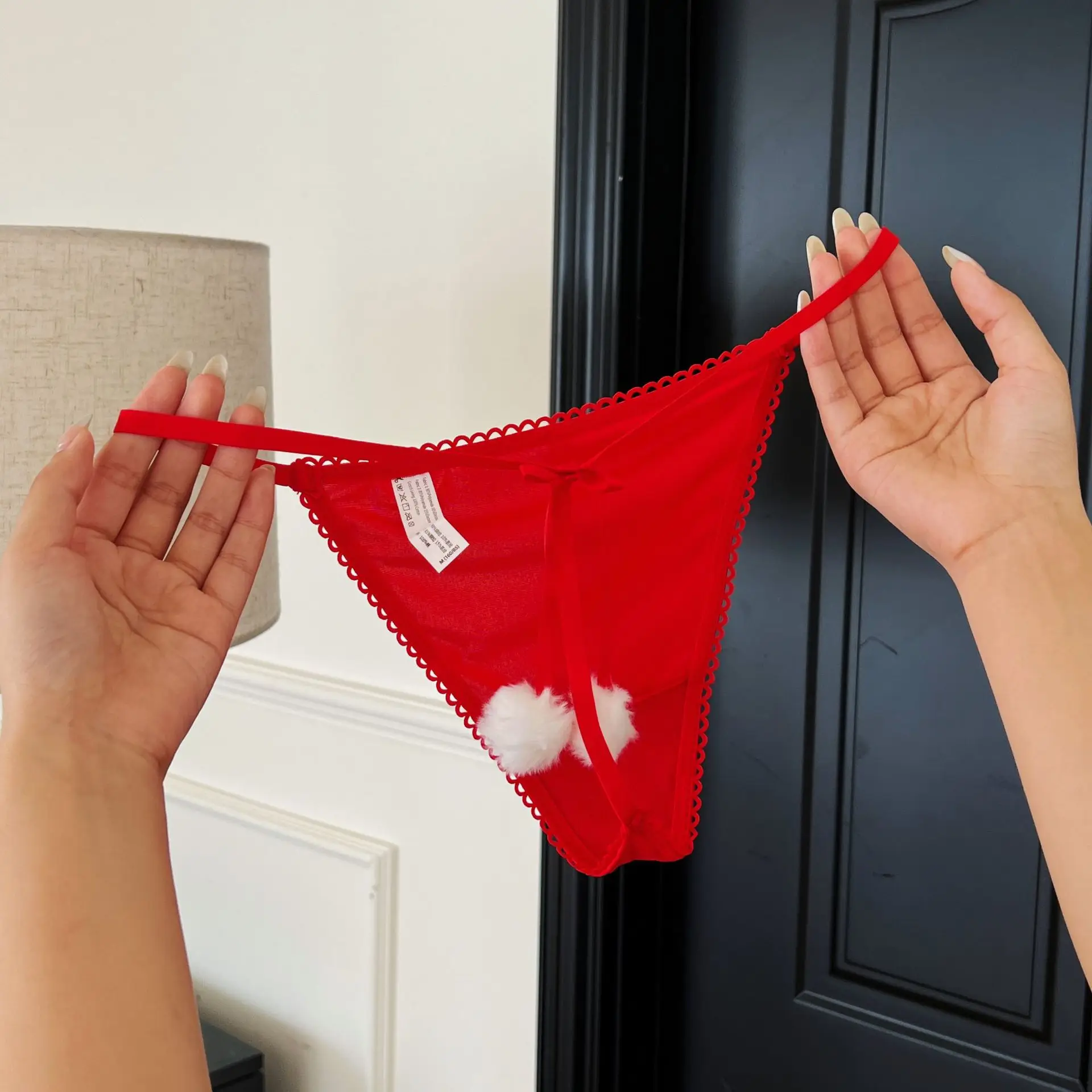 مثير الرغبة النقية إغراء ثونغ المخملية أرنب الأحمر الملابس الداخلية النسائية عيد الحب الحرير الجليد بلون Sexi الإناث الملابس الداخلية