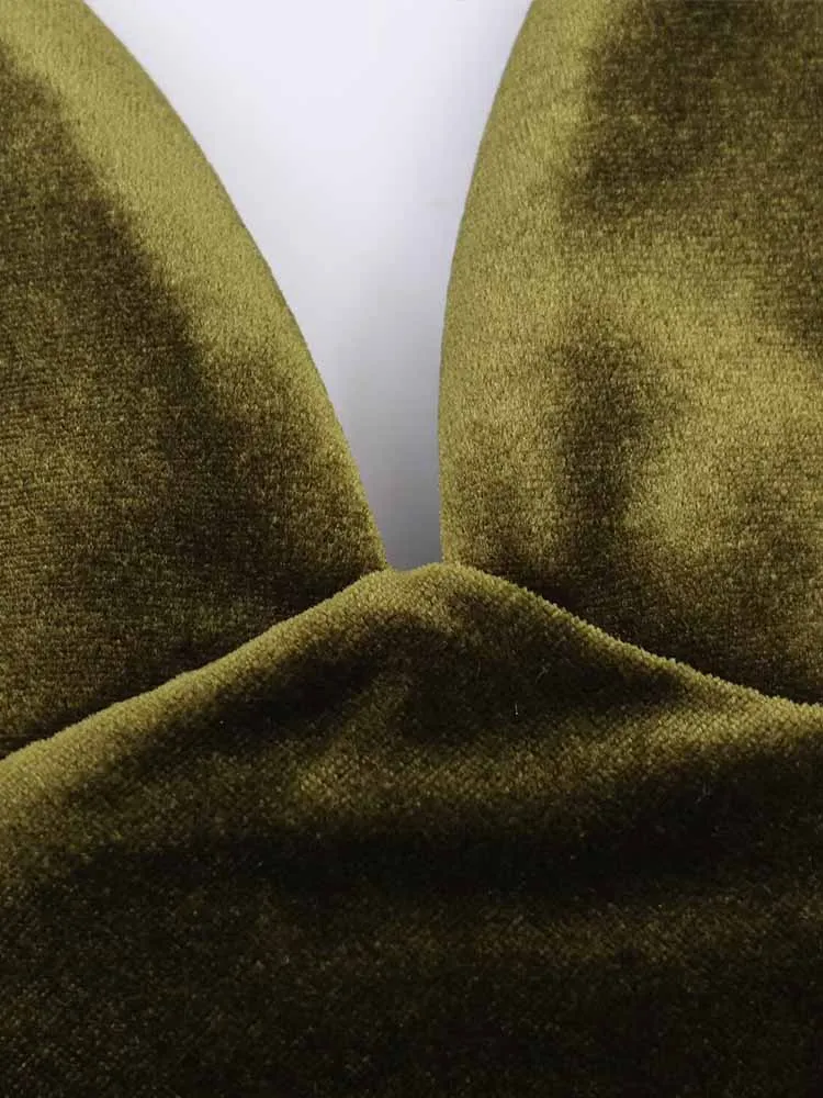 유럽 및 미국 스타일 겨울 신상 여성 의류 패셔너블 트렌디한 분위기 다재다능한 벨벳 슬립 드레스