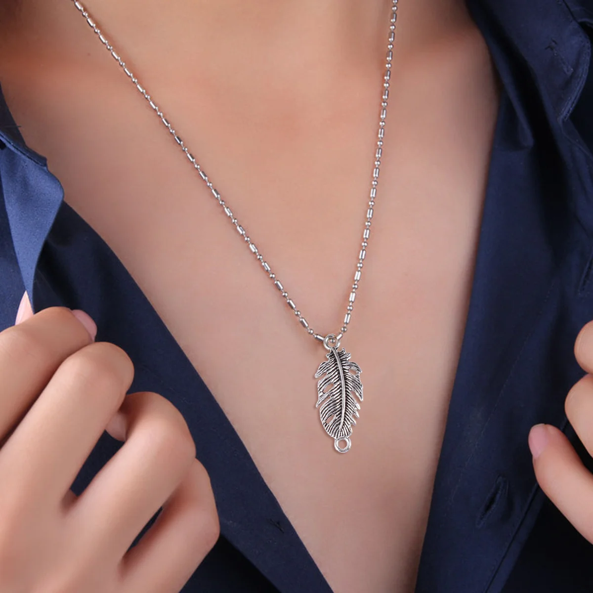 

20Pcs Vintage Alloy Pendant Charms Simple Stylish DIY Jewelry Making Accessories for Necklace Bracelet Earrings Gifts