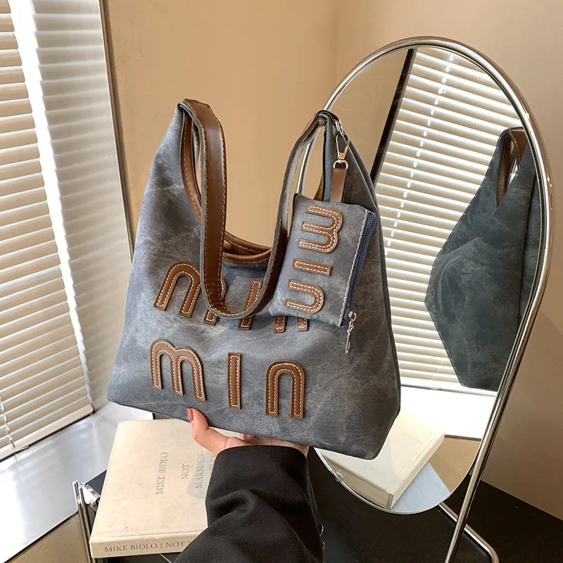 

Korean retro hand-carrying armpit bag for women new arrivalfashioncasual large-capacity shoulder bag
