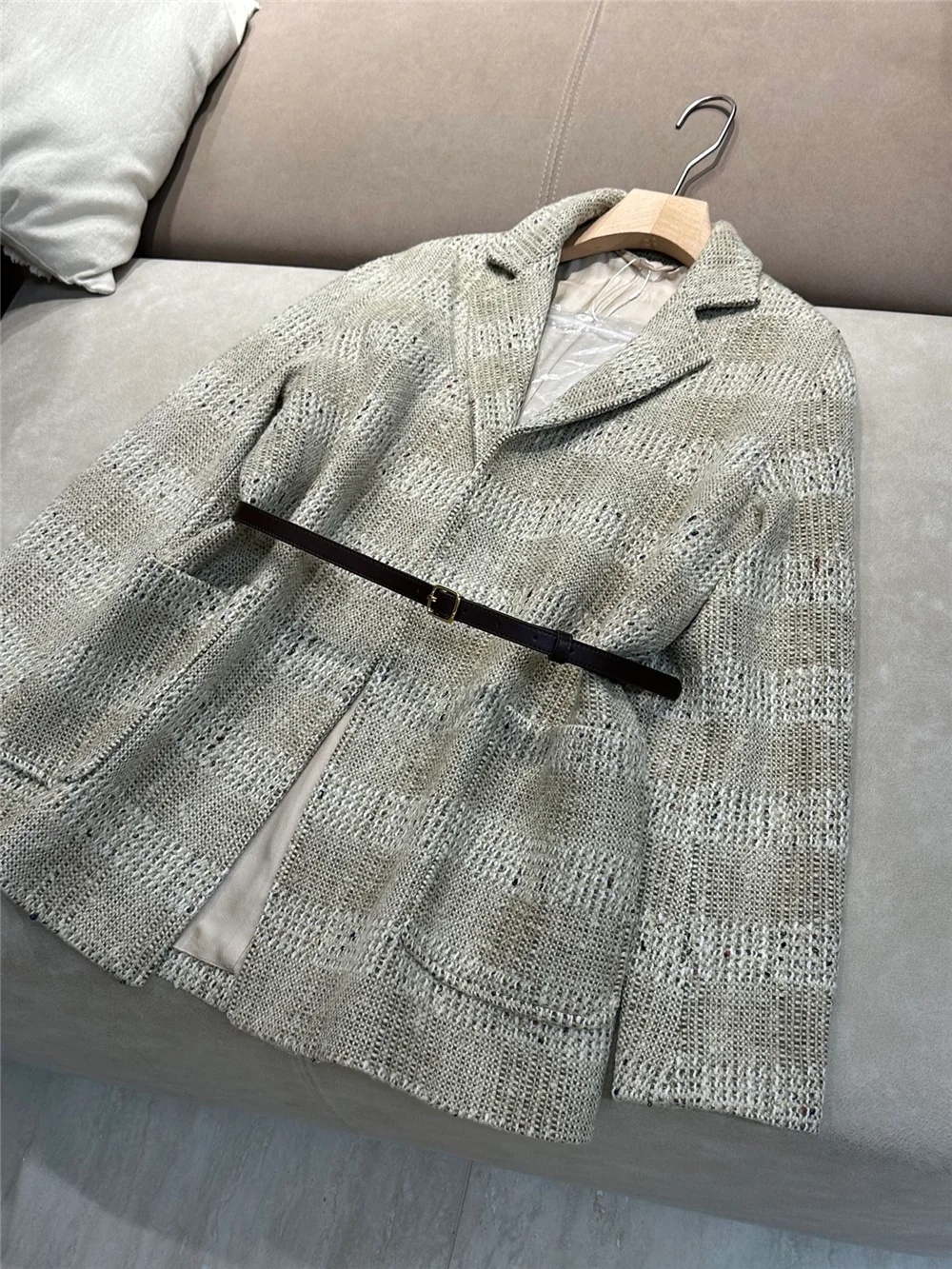 High-Quality Women's Custom Wool-Blend Belt Jackets Coats Elegant Sophisticated