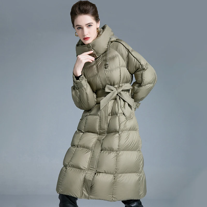 เสื้อโค้ทพัฟเฟอร์มีฮู้ดแบบยาวพิเศษสำหรับผู้หญิง สีเขียวมะกอก แจ็คเก็ตบุใยสังเคราะห์แบบควิลท์ พร้อมปลายแขนเสื้อปรับได้และกระเป๋าด้านหน้า เสื้อคลุม