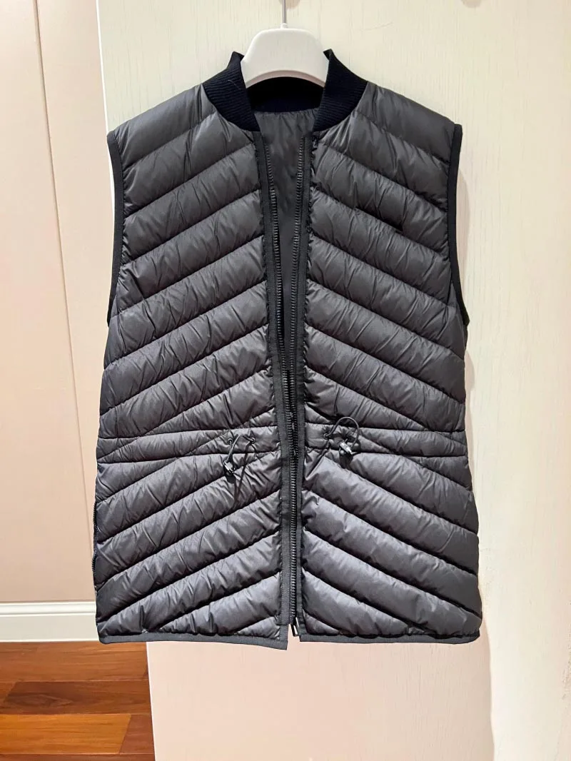 New Fashion Winter Keep Warm Sleeveless 90% White Duck Down Coat Women Sleeveless Zipper Slim Waist Lightweight Down Jacket Vest