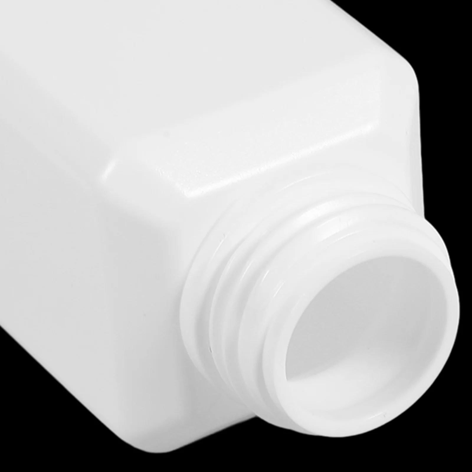 

12Pcs Robust PP Material Sample Bottles 100Ml Non Deformable Reagent Vials with Tight Cap for Safe Liquid Transport and Storage