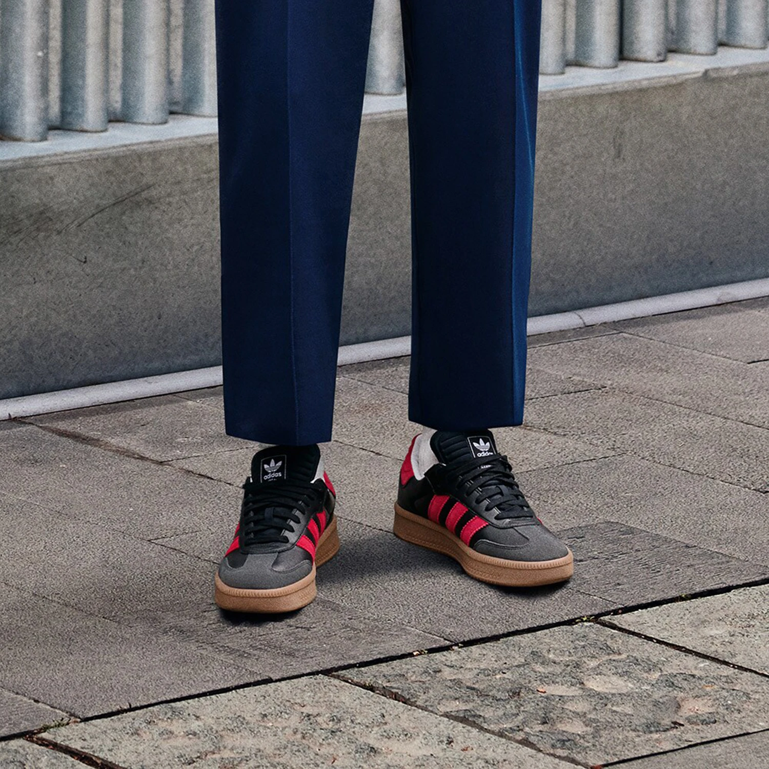 

Официальные подлинные модные низкие кроссовки унисекс Adidas IE9178