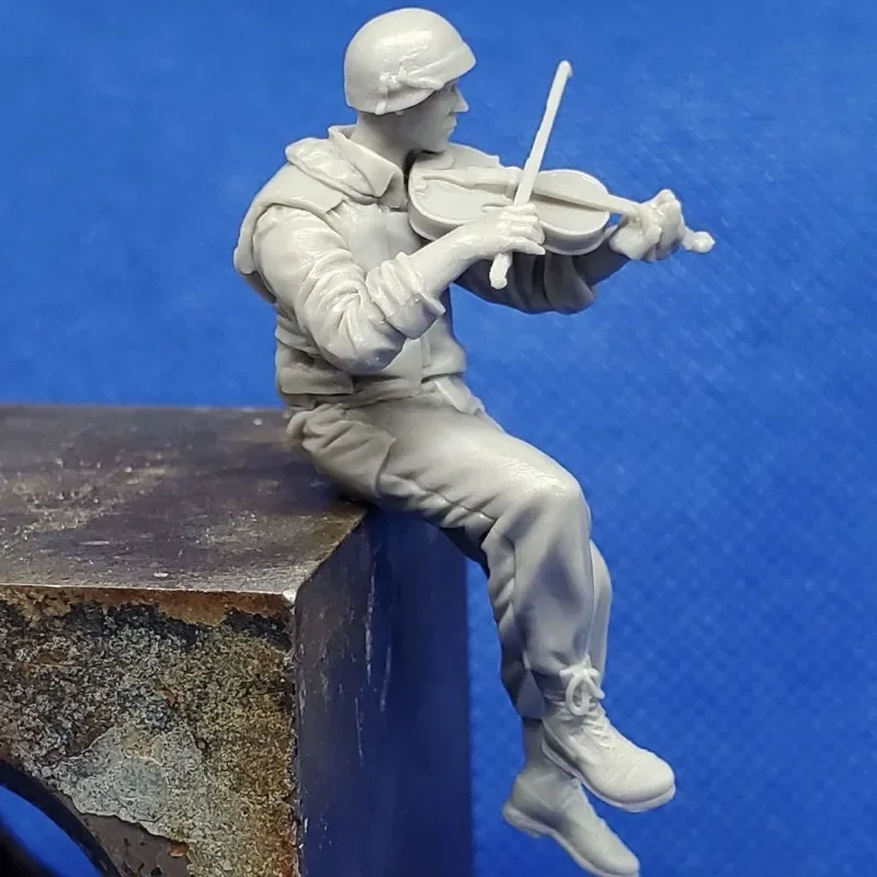 

1/35 Scale Diecast Resin Figure Soldier Model Kit IDF Soldier Playing Violin Miniatures Unassembled and Unpainted Garage Kit