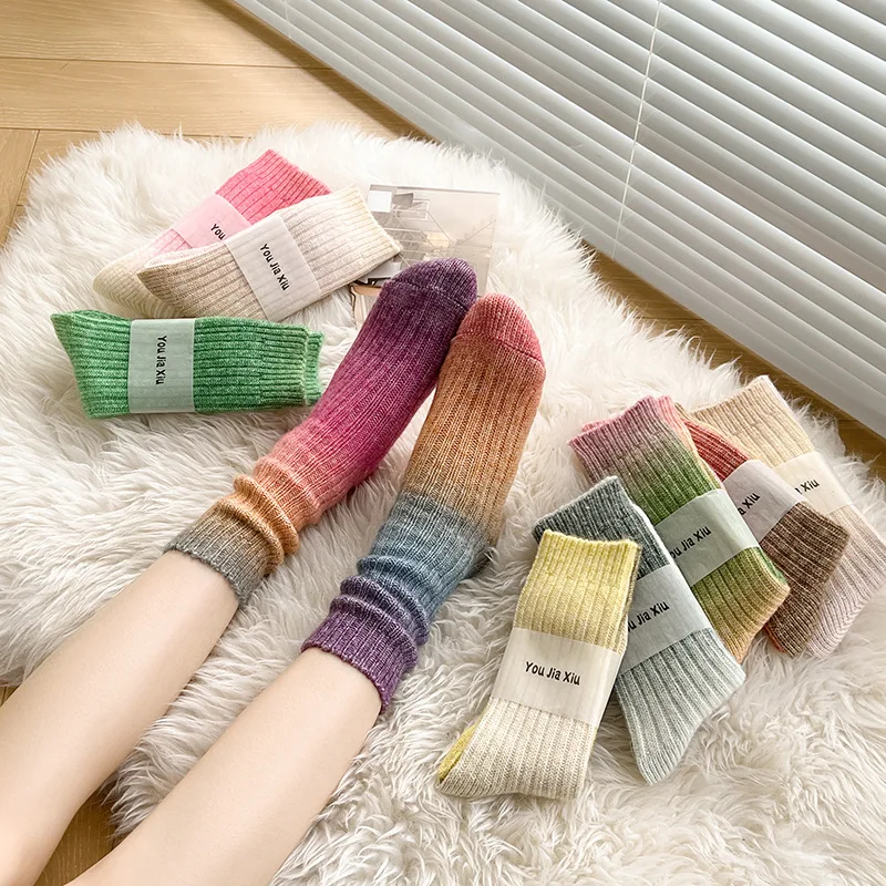 1/2Pairs Women's Autumn Winter Gradient Color Wool Socks  Thick Velvet for Warmth Home Pile Socks Sports Style Socks women's