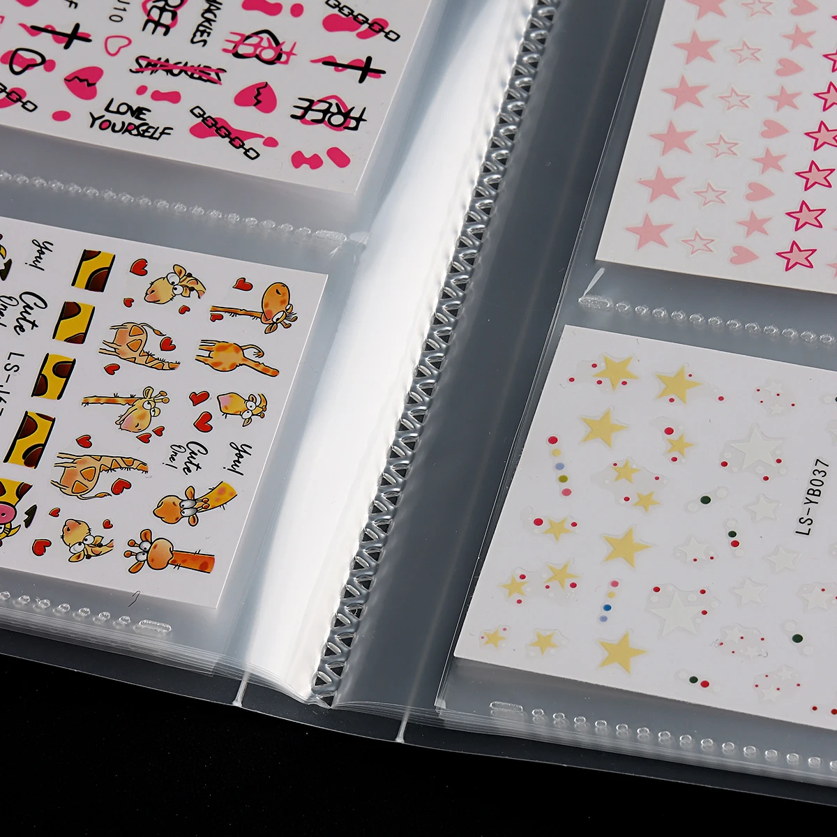 Transparentes Nagelkunst-Aufkleberbuch, Leeres Aufkleber-Aufbewahrungsbuch, Sammelalbum, Nagel-Aufkleber-Präsentationsbuch (Ohne Aufkleber) – Detail 9