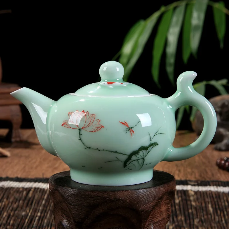 

220ml Chinese Hand-painted Celadon Teapot Landscape Lotus Ceramic Tea Maker with Filter Household Kungfu Travel Tea Set