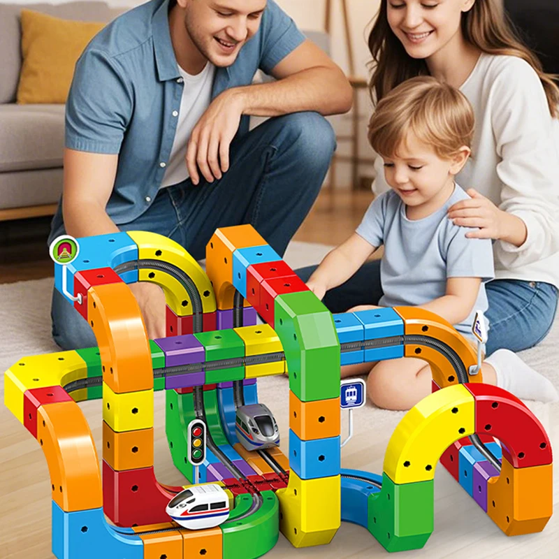 

Волшебный зажим, железнодорожная дорожка, набор строительных блоков, сменный гравитационный электрический миниатюрный поезд, сборная игрушка для детей