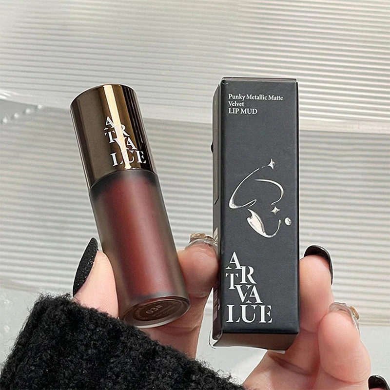 Punk metal matte velvet lip Mud Soft mist white lip glaze Pseudo plain Everything with Girlie Grey powder