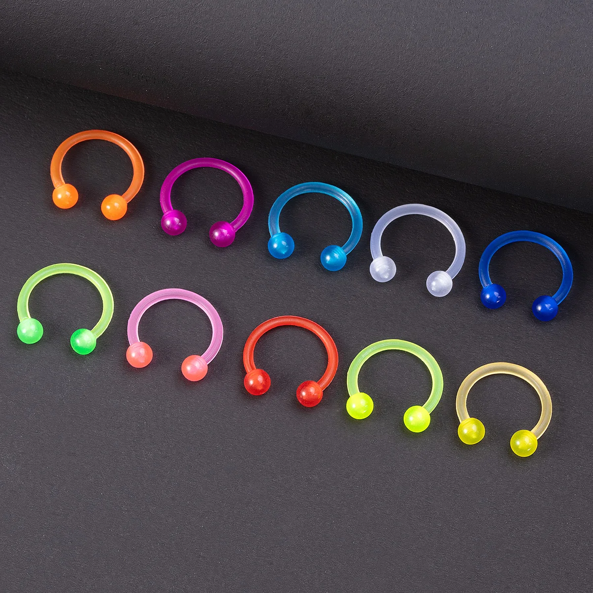 10-30 stücke leuchtende flexible Septum Piercing Ringe Acryl Hufeisen Nasenring Augenbrauen Lippen Ohrring Tragus Piercing Schmuck halter – Detail 9