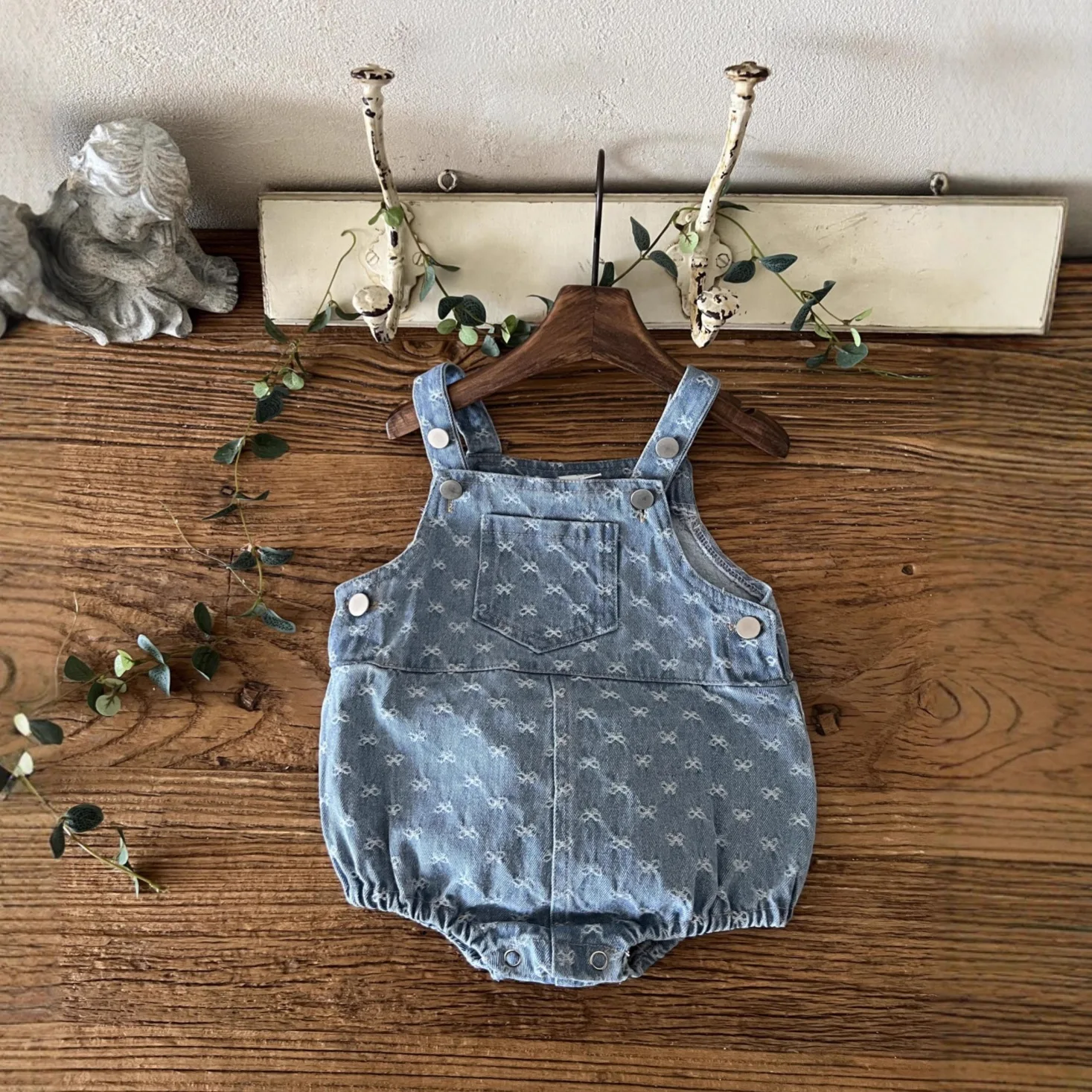 Infant Girl Bow Print Jumpsuit Toddler Fashion Pocket Overalls Newborn Clothes 2025 Autumn New Baby Sleeveless Denim Bodysuit