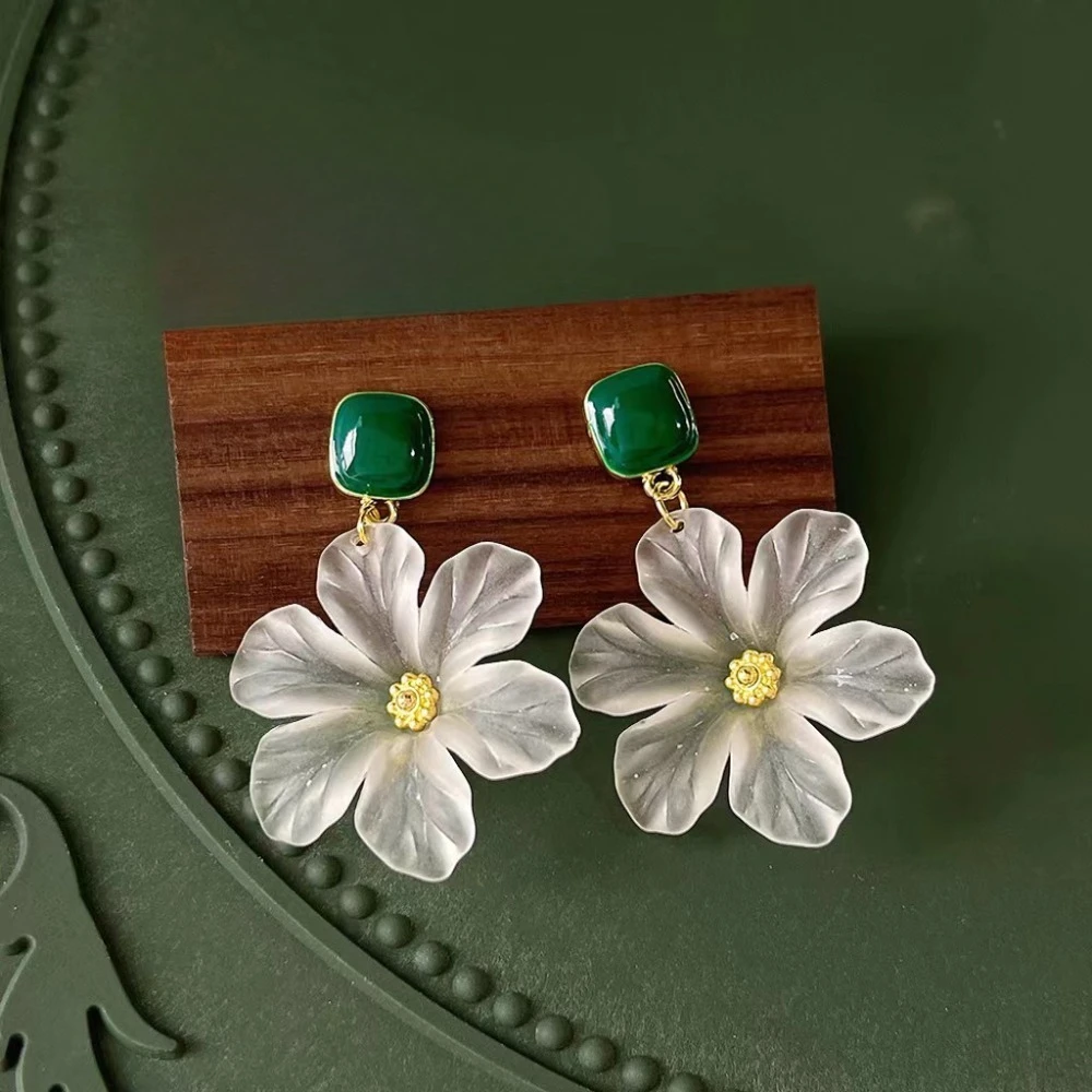 Sweet Romantic White Stereo Five Petals Flower Pendant Green Drip Glaze Square Dangle Earrings for Women Fashion Retro Jewelry
