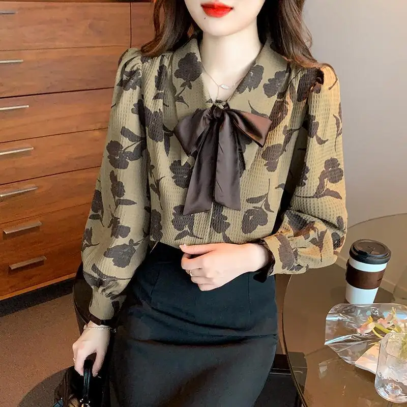 2023 Spring Women\'s New Commuter Chiffon Lapel Bow Print Long Sleeved Shirt Autumn Elegant Casual Versatile Fashion Top