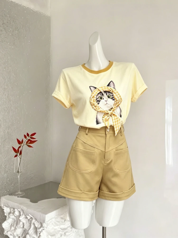 

Summer Kawaii Chic Casual 2 Piece Set for Women Cat Print O-Neck Tops + Solid All Match Shorts Streetwear Daily Female Outfits